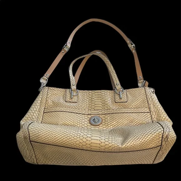 Coach Python Bag - Picture 1 of 7